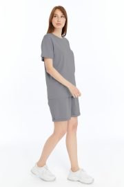 Kadın Oversize Duble Paça Penye Şort & Tişört Takım - Gri - Görsel 9
