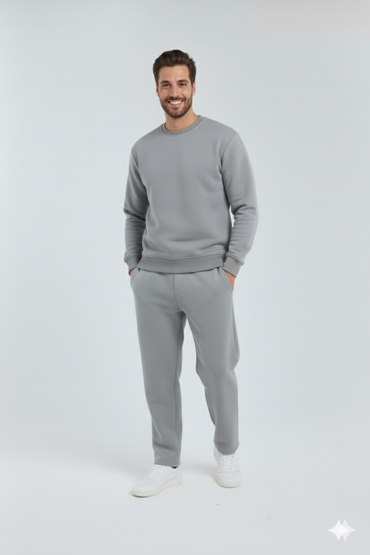 trendyol_image_1 (2) Bisiklet Yaka Baggy Eşofman Takımı - Açık Füme - Görsel 1